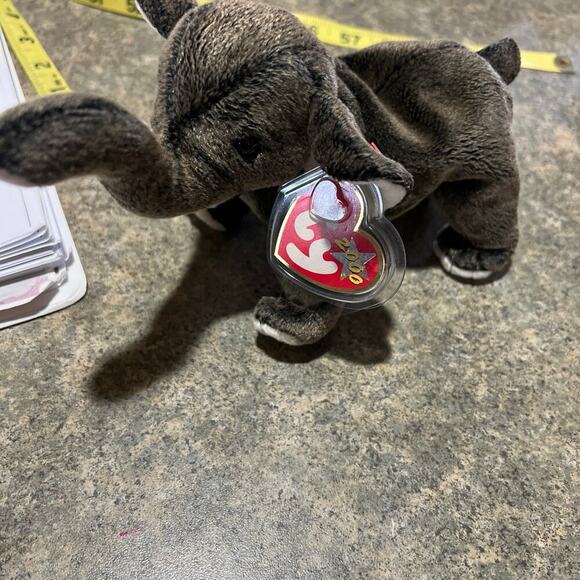 Beanie Baby Ty Trumpet the elephant, gray with tag - Picture 9 of 10